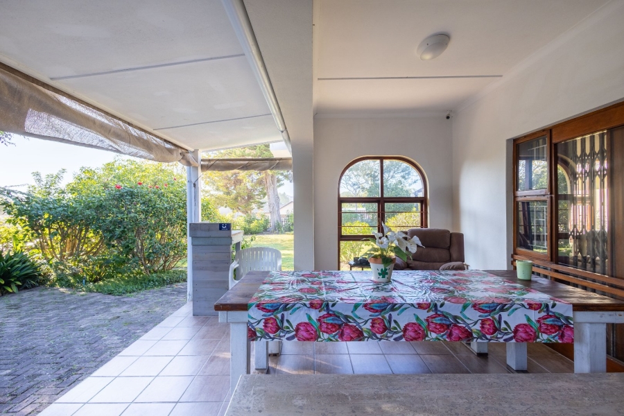 4 Bedroom Property for Sale in Lower Robberg Western Cape